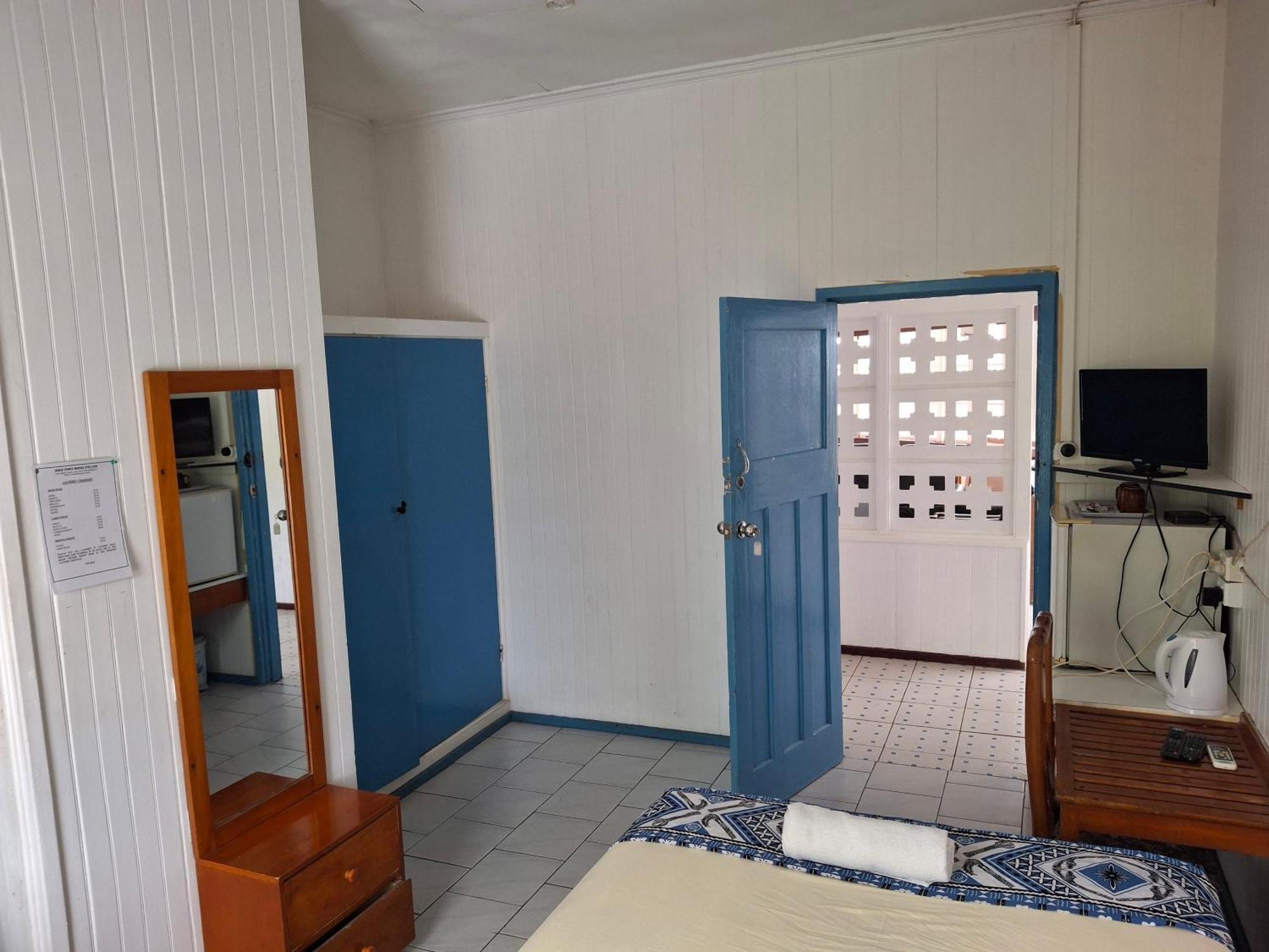 Tavua Hotel Ismail Investments Bagian luar foto